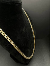 10k gold Cuban link chain