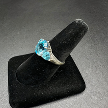 925 silver ring w 3 topaz stones