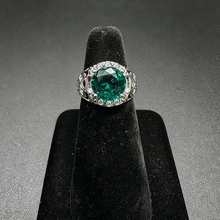 925 silver ring w central green stone in center & czs