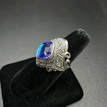 925 silver ring w mystic topaz stone