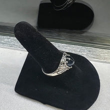 925 sterling ring w sapphire stone