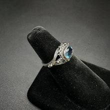 925 silver vintage ring w topaz stone