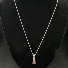 925 sterling silver chain w pink pendant